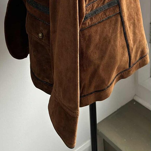 Emotions Collection de Luxe Rich Cognac Suede Jacket with Contrast Piping – US L - Picture 7 of 14